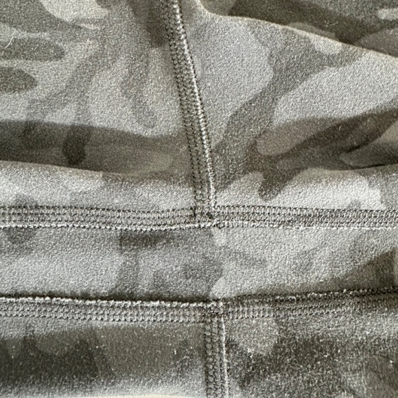 Lululemon Align Crop - Picture 6 of 7